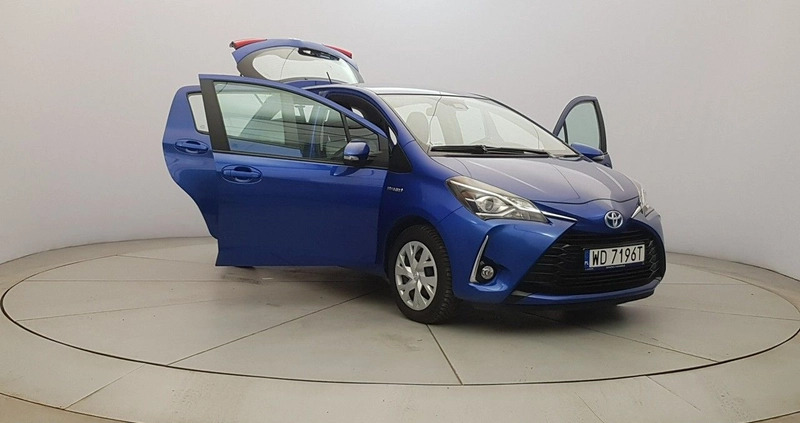 Toyota Yaris cena 60850 przebieg: 66000, rok produkcji 2018 z Dobrodzień małe 466